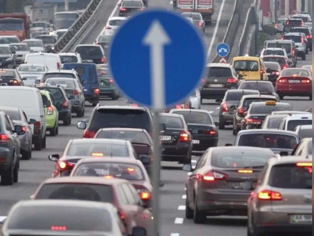 Ситуація з транспортом у Києві тільки погіршуватиметься