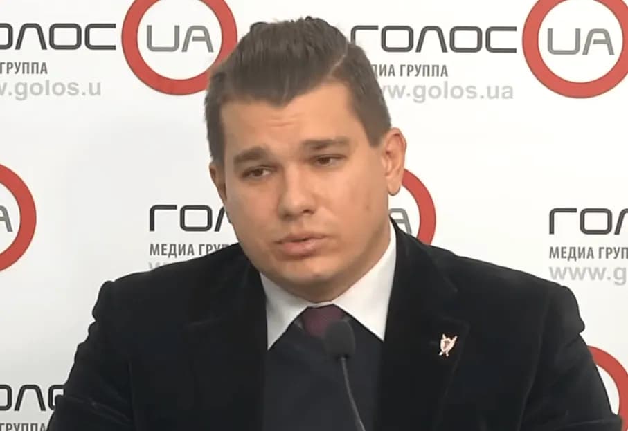Viktor Medved advised to save money.