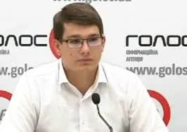 Press conference: "Why are the authorities fighting with owners of uncleared cars?"