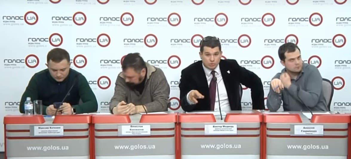 “Асфальт розтанув”: чому українські дороги сходять разом зі снігом? (пресконференція)