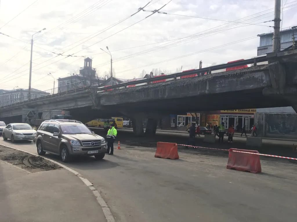 На реконструкцию Шулявского моста выделили вдвое больше денег, чем нужно - эксперт