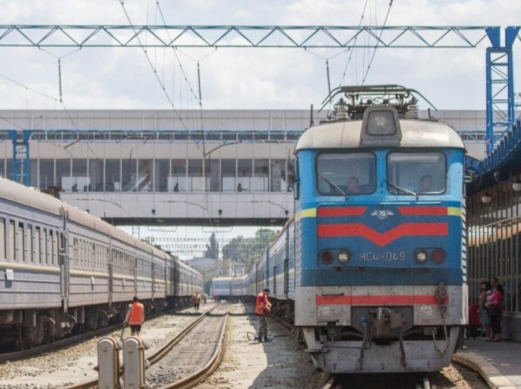 Скасування залізничних перевезень із Росією в будь-якому разі завдасть економічних збитків Україні – експерт